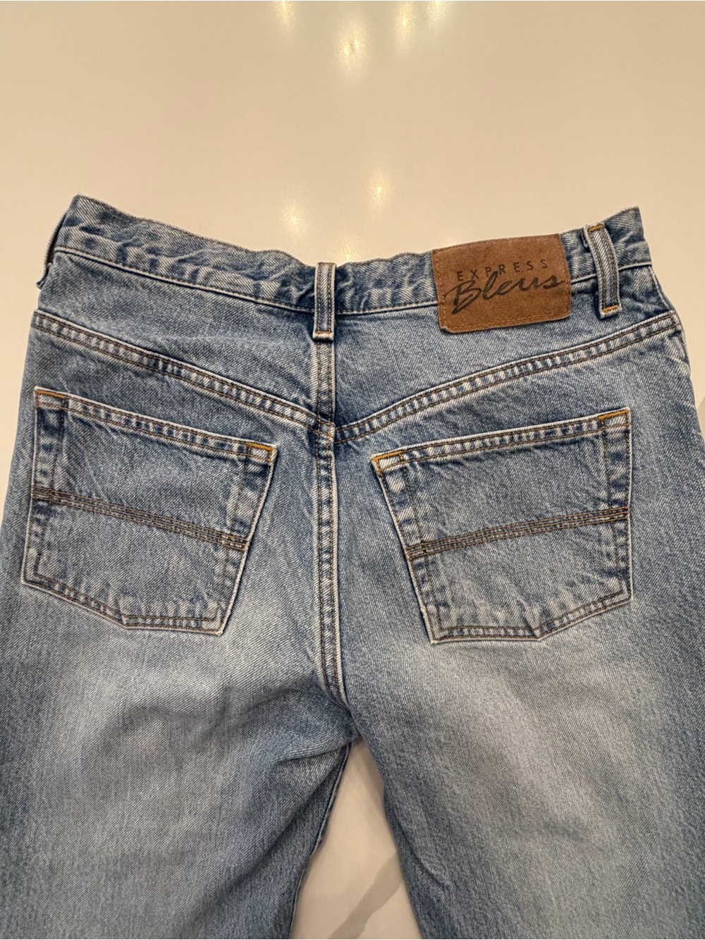 Express Women's Light Wash Bootcut Jeans